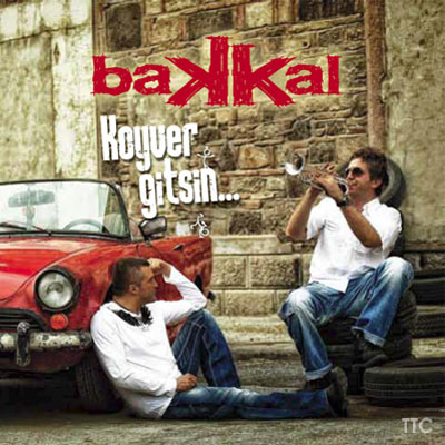 https://dl.taktaraneh1.ir//Saman1/Music/Albums/Turkish/Bakkal%20-%20koyver%20Gitsin%202010/Cover1.jpg