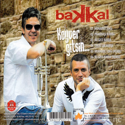 http://02.taktaraneh22.com/Dawnloads/Saman1/Music/Albums/Turkish/Bakkal%20-%20koyver%20Gitsin%202010/Cover2.jpg